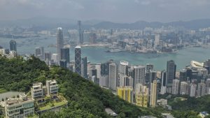 Бивш банкер продава къща за 41 милиона щатски долара в Deep Water Bay, след което се отдава под наем в The Peak